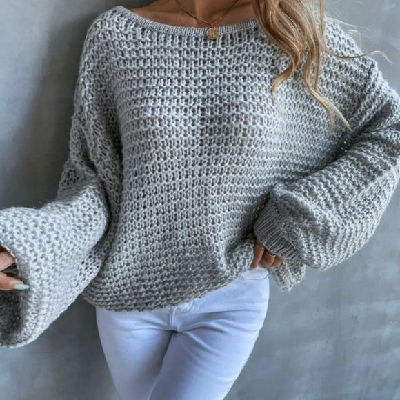 Womens oversized cropped sweater - Picture 2 of 4